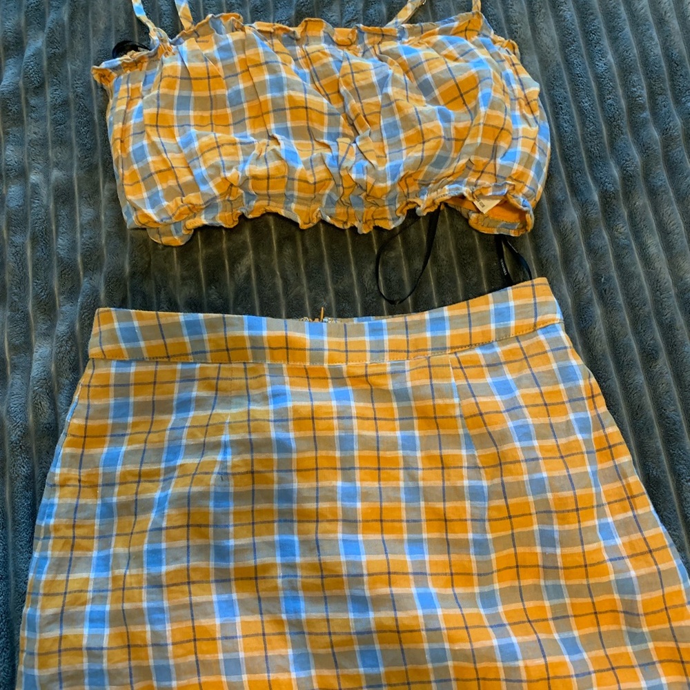 Two piece set